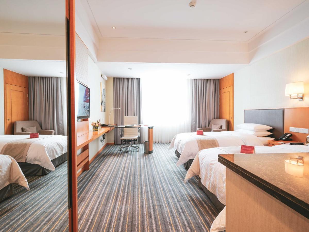 Ramada Plaza Shanghai Pudong Airport - 3 Mins To Pvg Depature Floor & Check Entrance With Hotel Shuttle Екстериор снимка