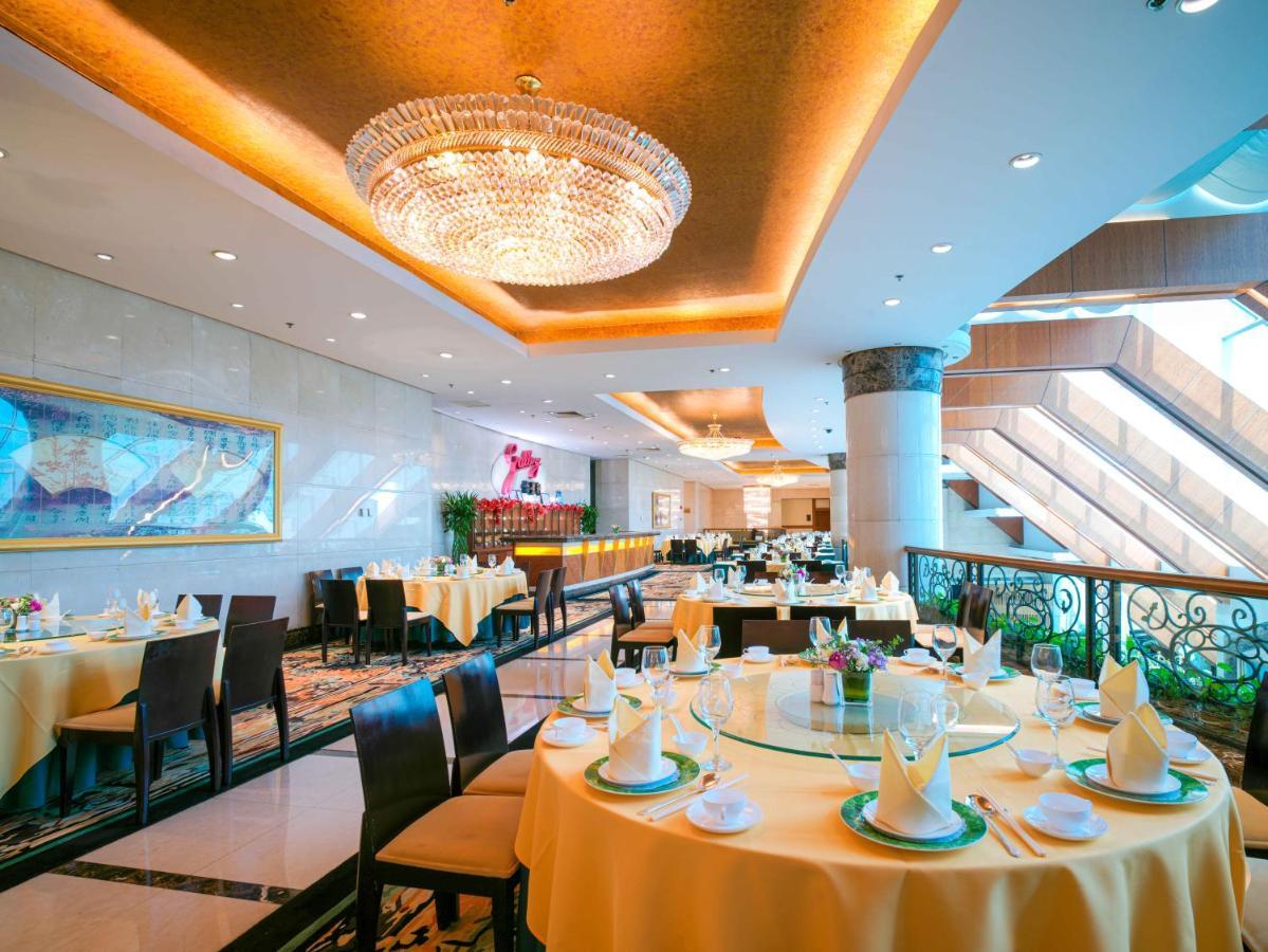Ramada Plaza Shanghai Pudong Airport - 3 Mins To Pvg Depature Floor & Check Entrance With Hotel Shuttle Екстериор снимка