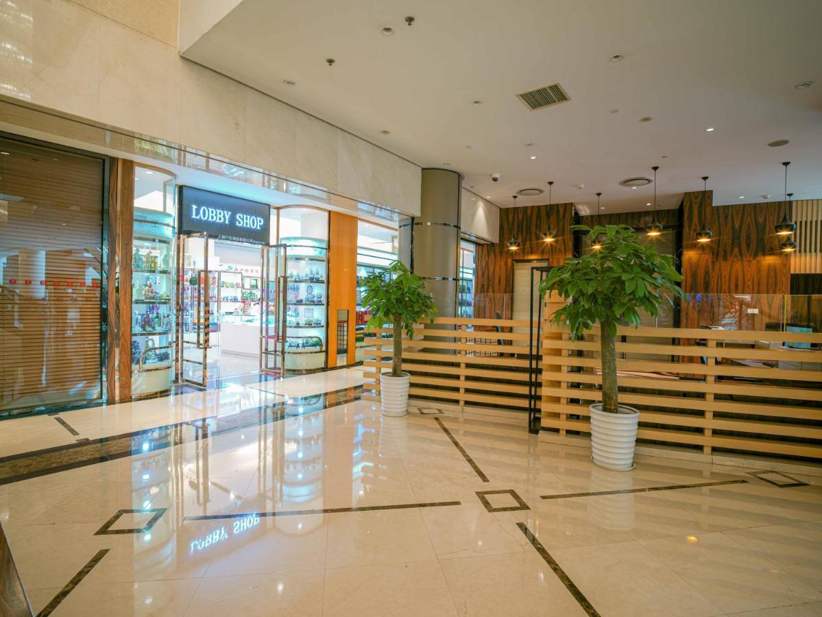 Ramada Plaza Shanghai Pudong Airport - 3 Mins To Pvg Depature Floor & Check Entrance With Hotel Shuttle Екстериор снимка