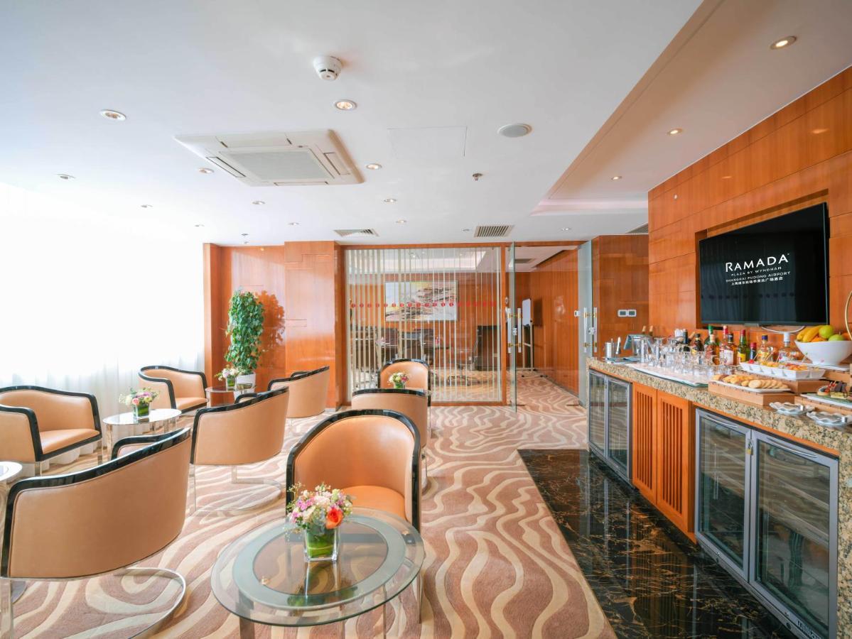 Ramada Plaza Shanghai Pudong Airport - 3 Mins To Pvg Depature Floor & Check Entrance With Hotel Shuttle Екстериор снимка