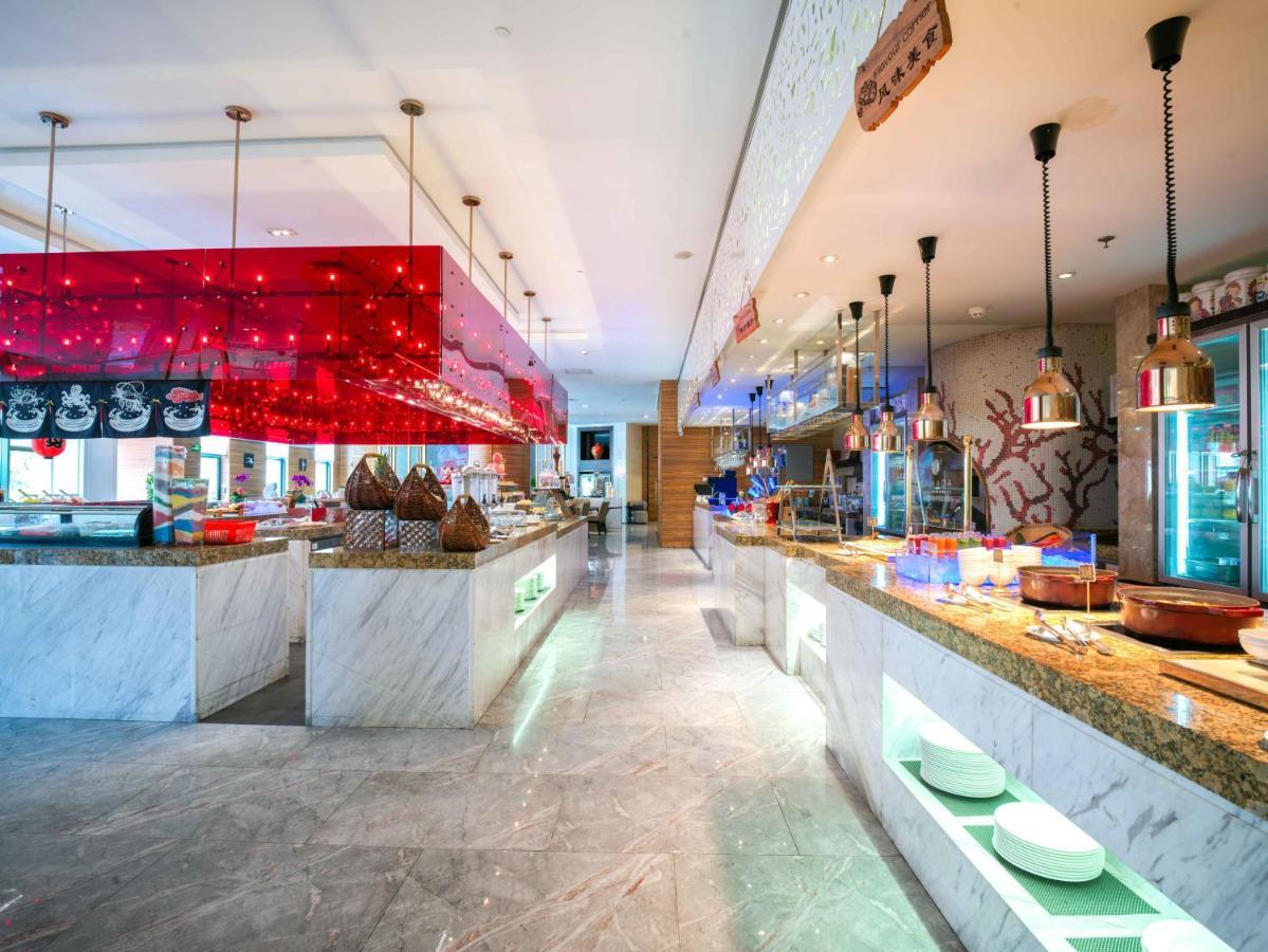 Ramada Plaza Shanghai Pudong Airport - 3 Mins To Pvg Depature Floor & Check Entrance With Hotel Shuttle Екстериор снимка
