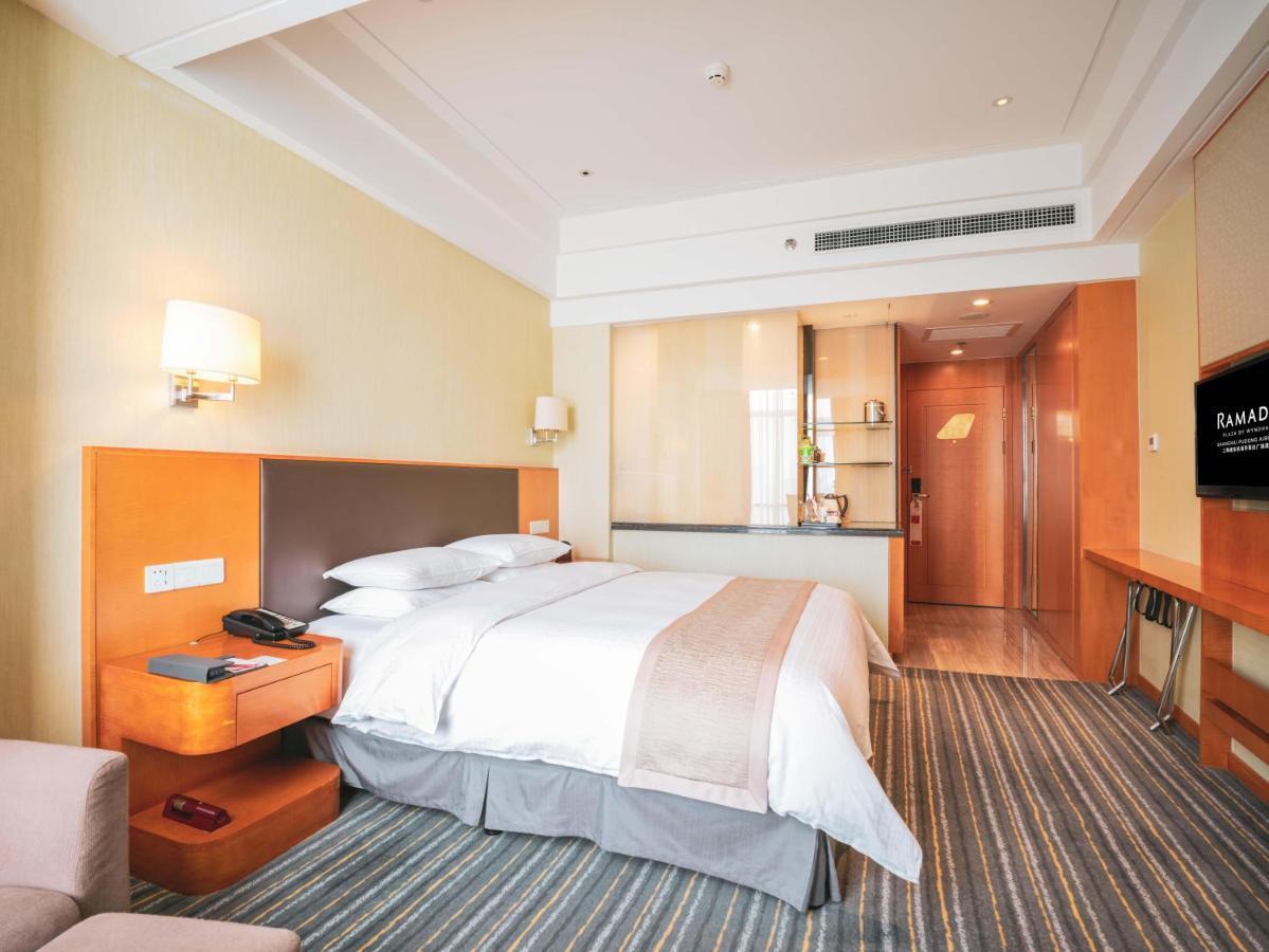Ramada Plaza Shanghai Pudong Airport - 3 Mins To Pvg Depature Floor & Check Entrance With Hotel Shuttle Екстериор снимка