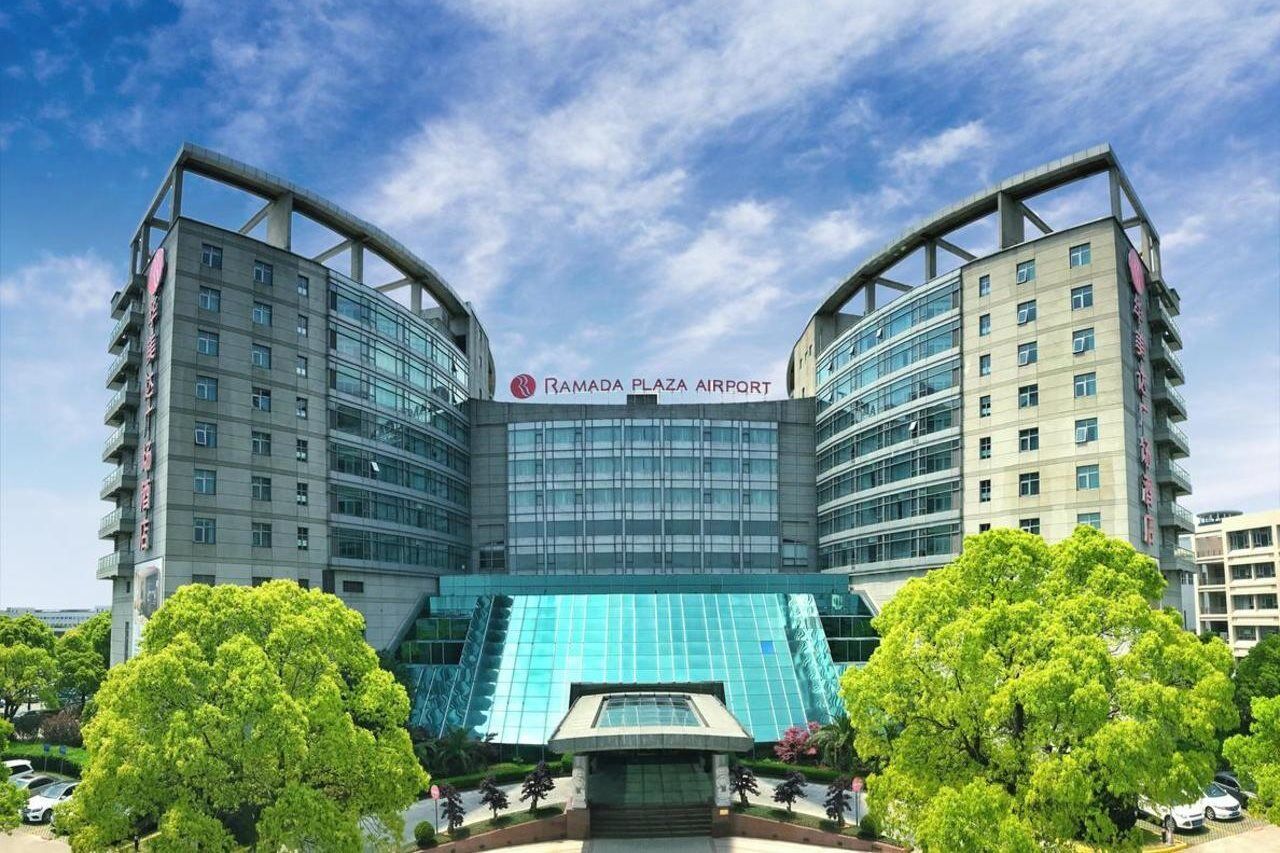 Ramada Plaza Shanghai Pudong Airport - 3 Mins To Pvg Depature Floor & Check Entrance With Hotel Shuttle Екстериор снимка
