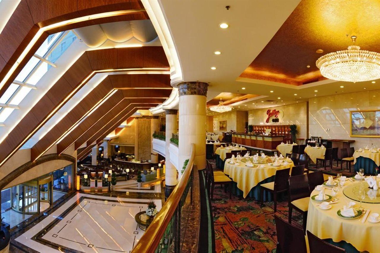 Ramada Plaza Shanghai Pudong Airport - 3 Mins To Pvg Depature Floor & Check Entrance With Hotel Shuttle Екстериор снимка